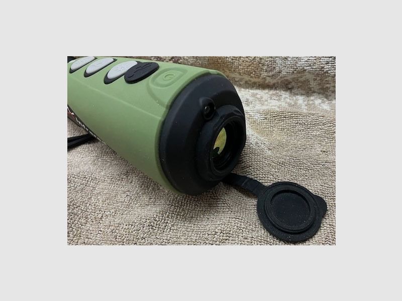 Caméra thermique Infiray Xeye E3n en excellent état, peu utilisée, car c'est un appareil secondaire, c'est pourquoi elle est également proposée à la vente.