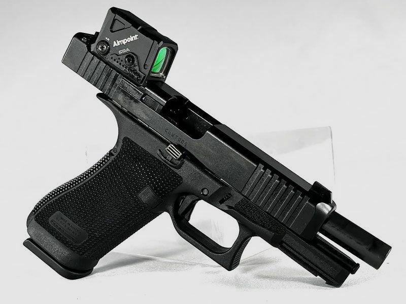 GLOCK 17 Gen6 A-CUT Combo with Aimpoint COA
