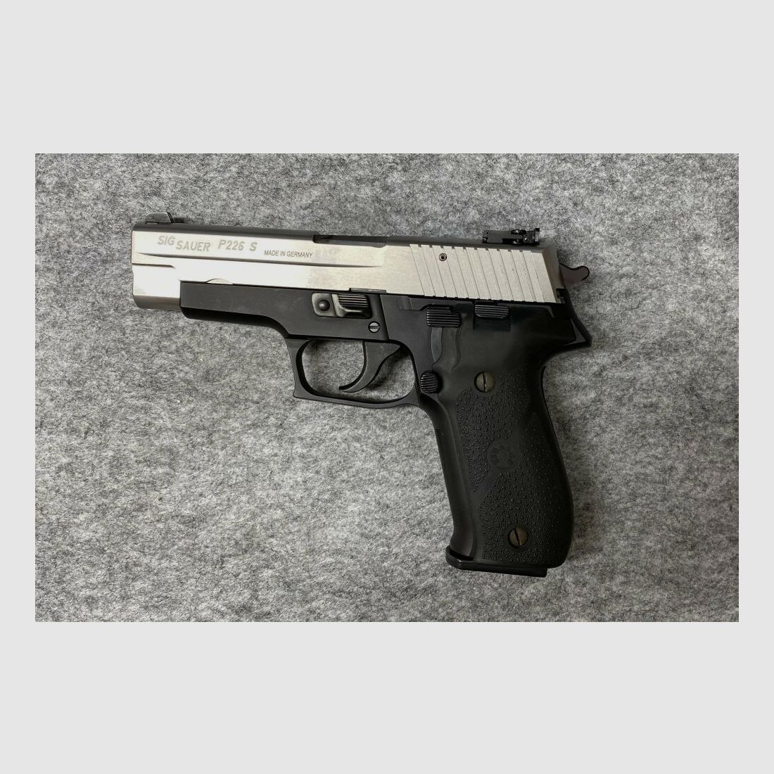 SIG Sauer P226 Sport 9mm Luger
