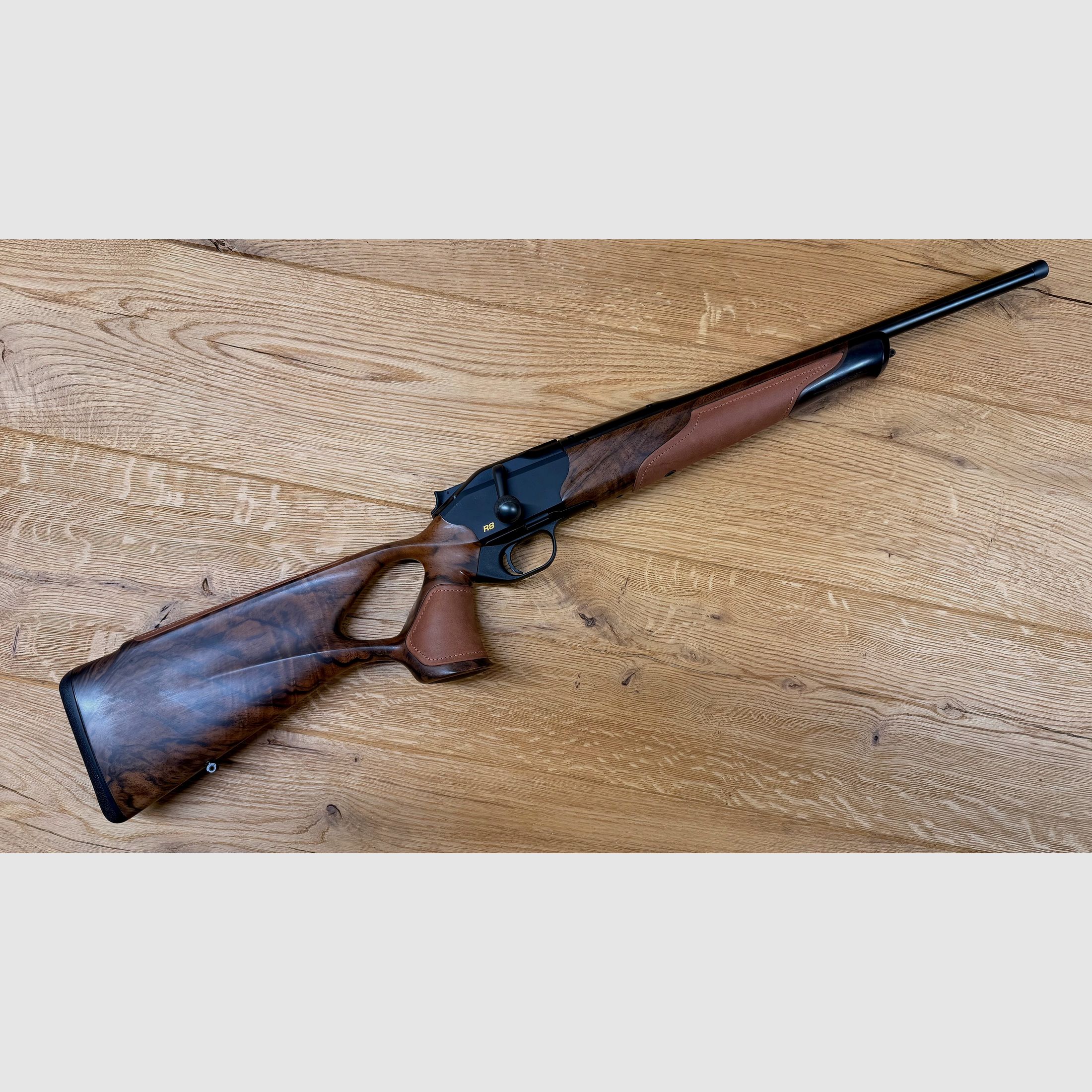 Blaser R8 Success / HK7 Super Finish matt / Chesterfield Leder / Stahlkugel gerändelt / Kaliber & Lauflänge nach Wahl / M15x1 Gewinde / ATEMBERAUBEND, Bild 3 von 11