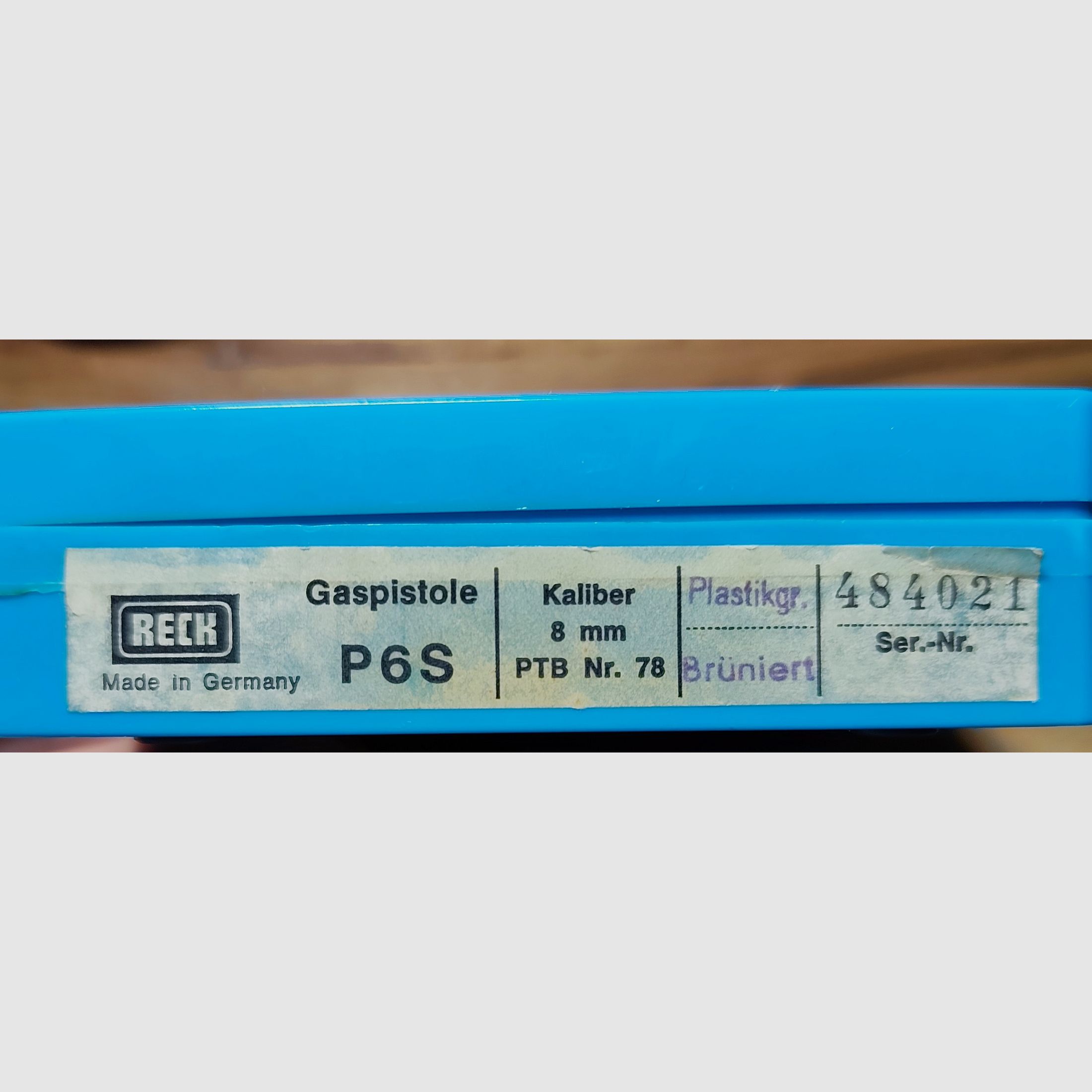 Reck P 6 S caliber 8mm old PTB 78 collector's pistol +10 shots CS gas from Umarex