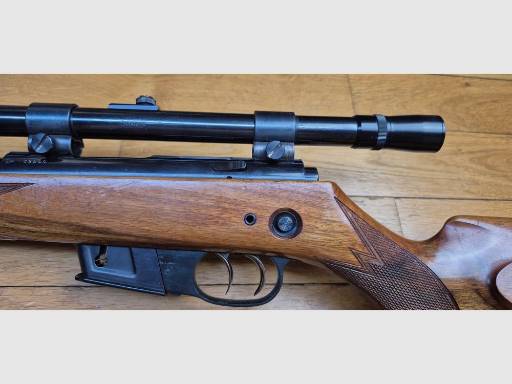 Wunderschöne Jagd- und Sportbüchse Walther KKJ – Kal. 22 Hornet – Stetcher-Abzug – Magazin 5 Schuss – Zielfernrohr Zielkar 4 mit Absehen Nr. 1 – Hohe Präzision – Waffe von 1959 – Sehr guter Zustand – TBE +, Bild 32 von 42