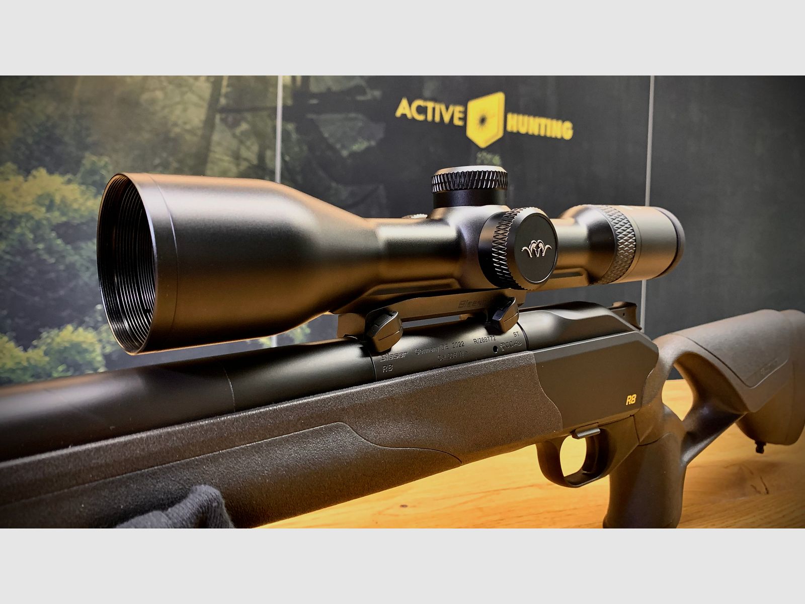 Blaser R8 Ultimate Silence Elastomer /8x57IS o. .308 / 47cm LL / inkl. Blaser B2 2-12x50 und BSM
