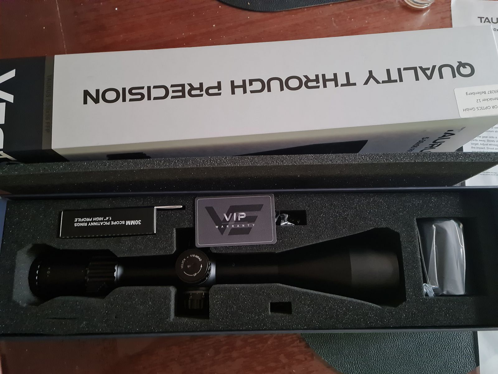 VECTOR Optics Taurus  5-30x56 FFP