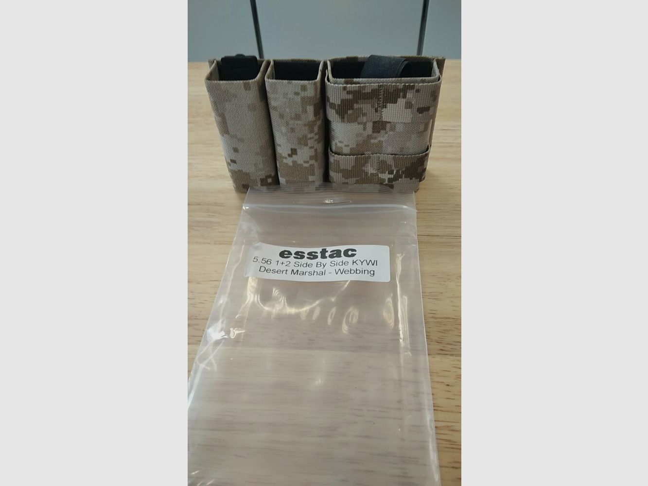 Pouch 1+2 Lado a Lado KYWI Shorty (5.56 Mag/2x Mag de Pistola) Esstac USA