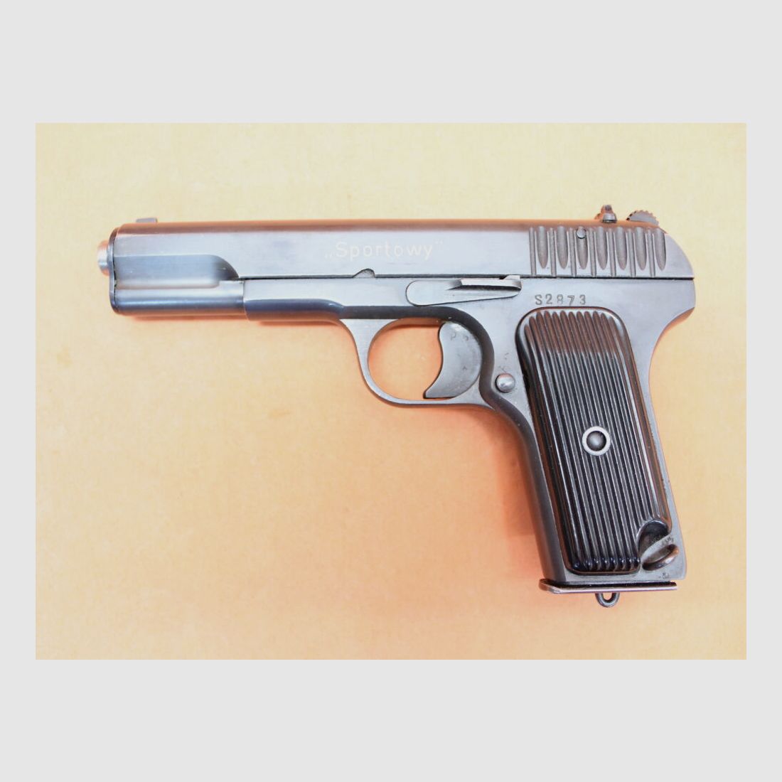 Radom Ha.Pistol .22lr Radom Tokarev TT-33 Sports Factory mark 11 in oval with cartridges