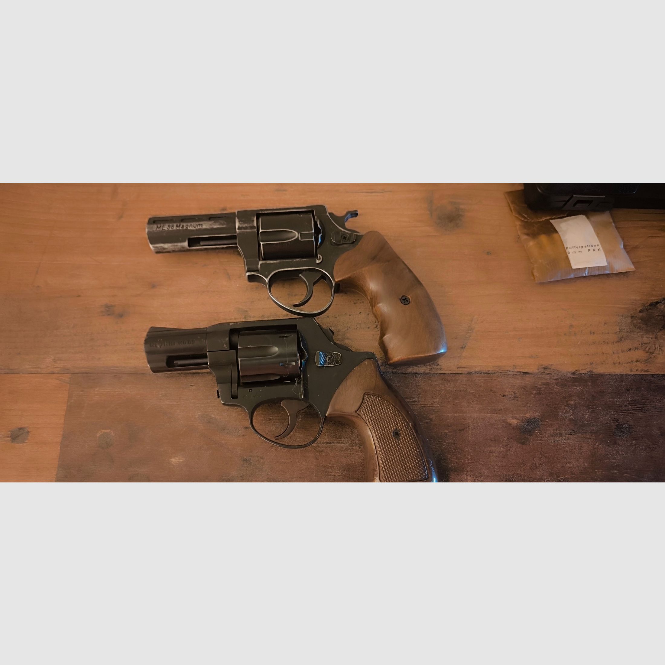 SRS-Revolver, 1×Röhm RG 69 - Alte Ausführung - 1980Jahre, Kaliber 9mmK, West-Germany & 1× ME38 Magnum in Antik Finish , Kaliber 9mmRK 