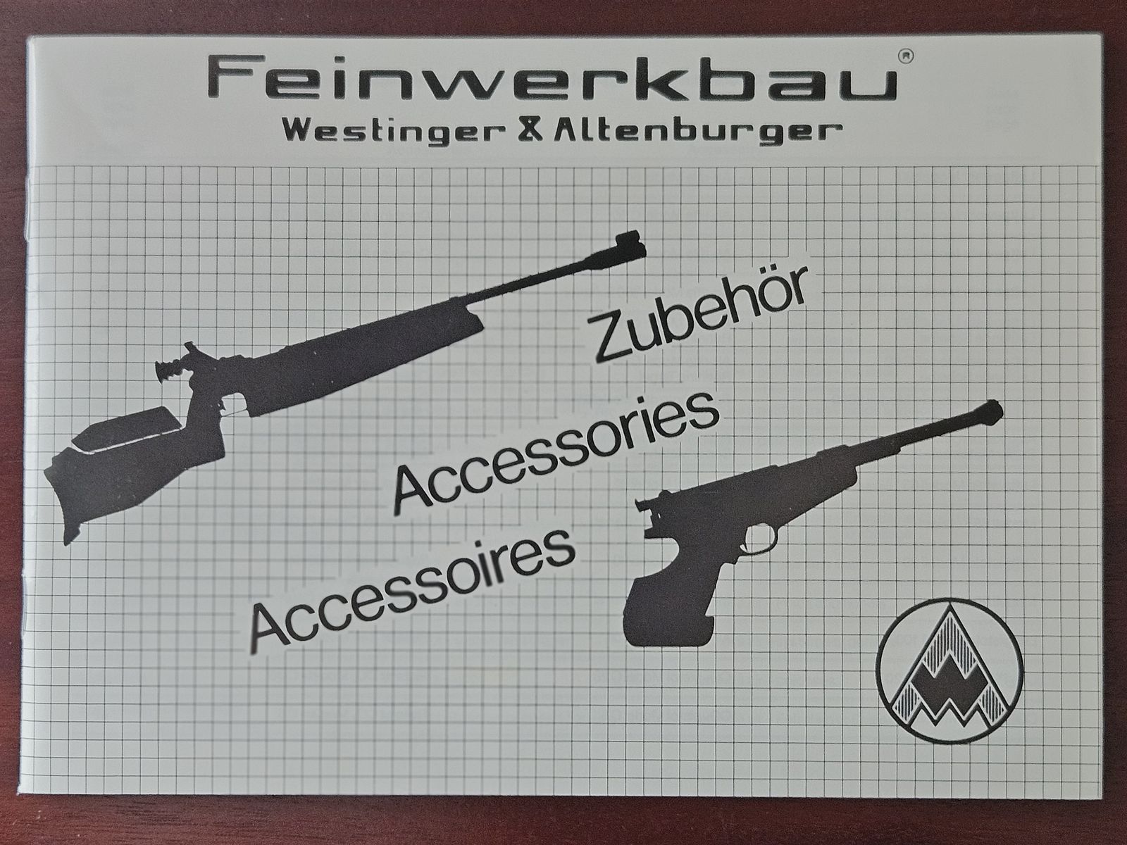 Catalogo accessori originale delle pistole ad aria compressa e carabine Feinwerkbau, immagine 1 di 2