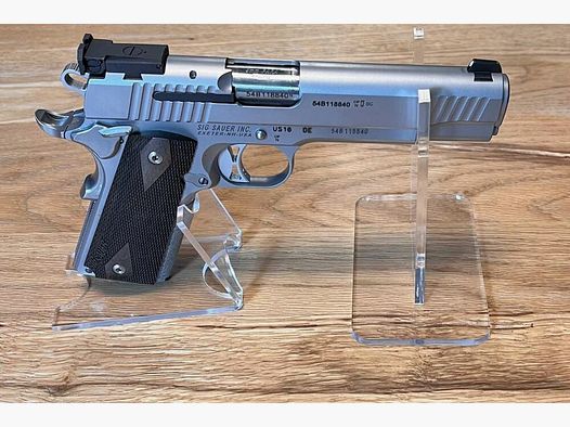 <SIG Sauer 1911 9mmLuger>
