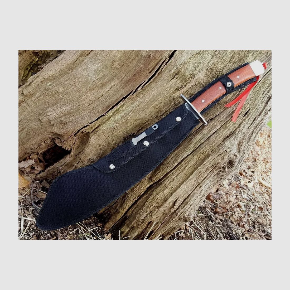 MACHETE,  über 40 Jahre, gestempelt  und ein Chinesisches  DRACHEN  BUSCHMESSER