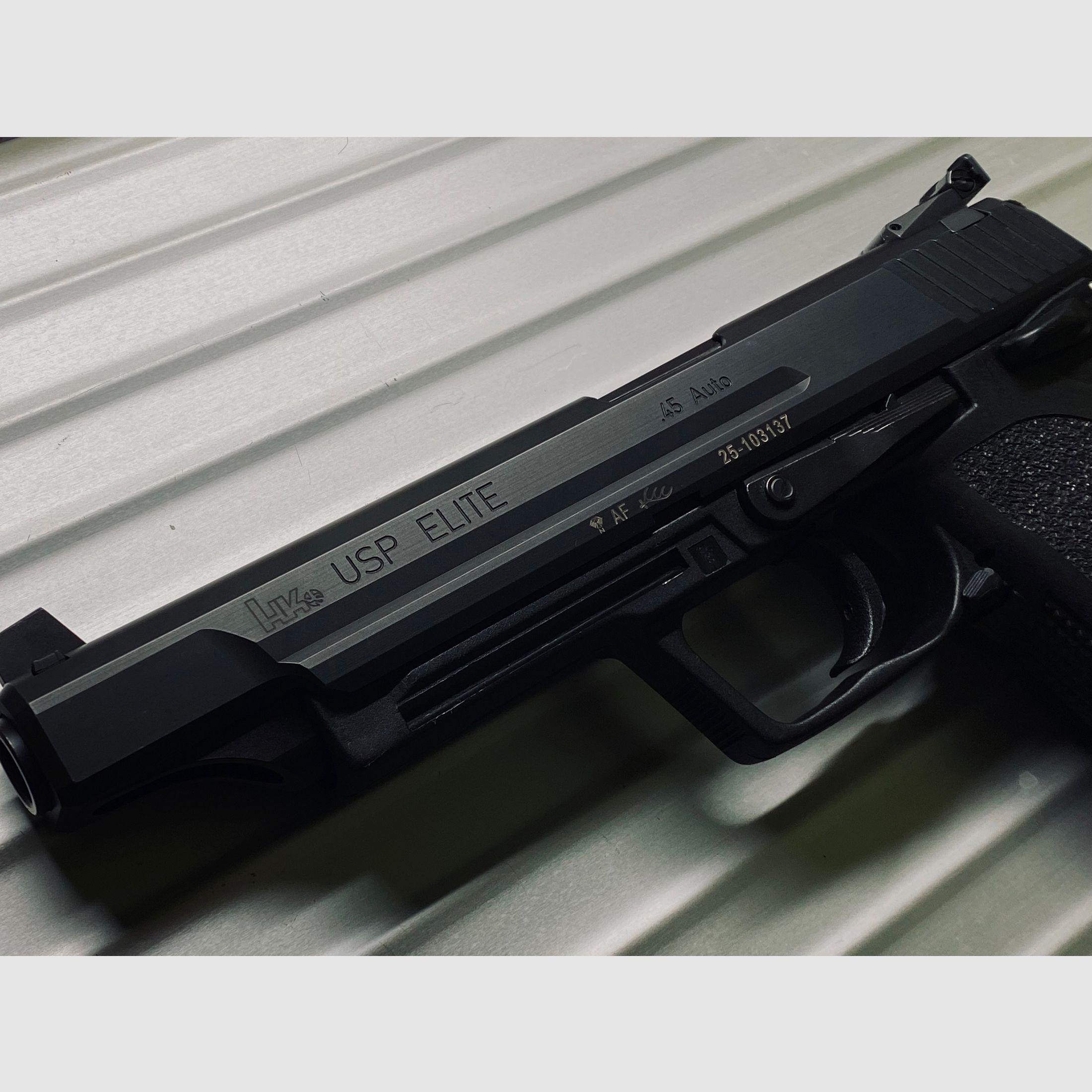 Heckler & Koch USP Elite 