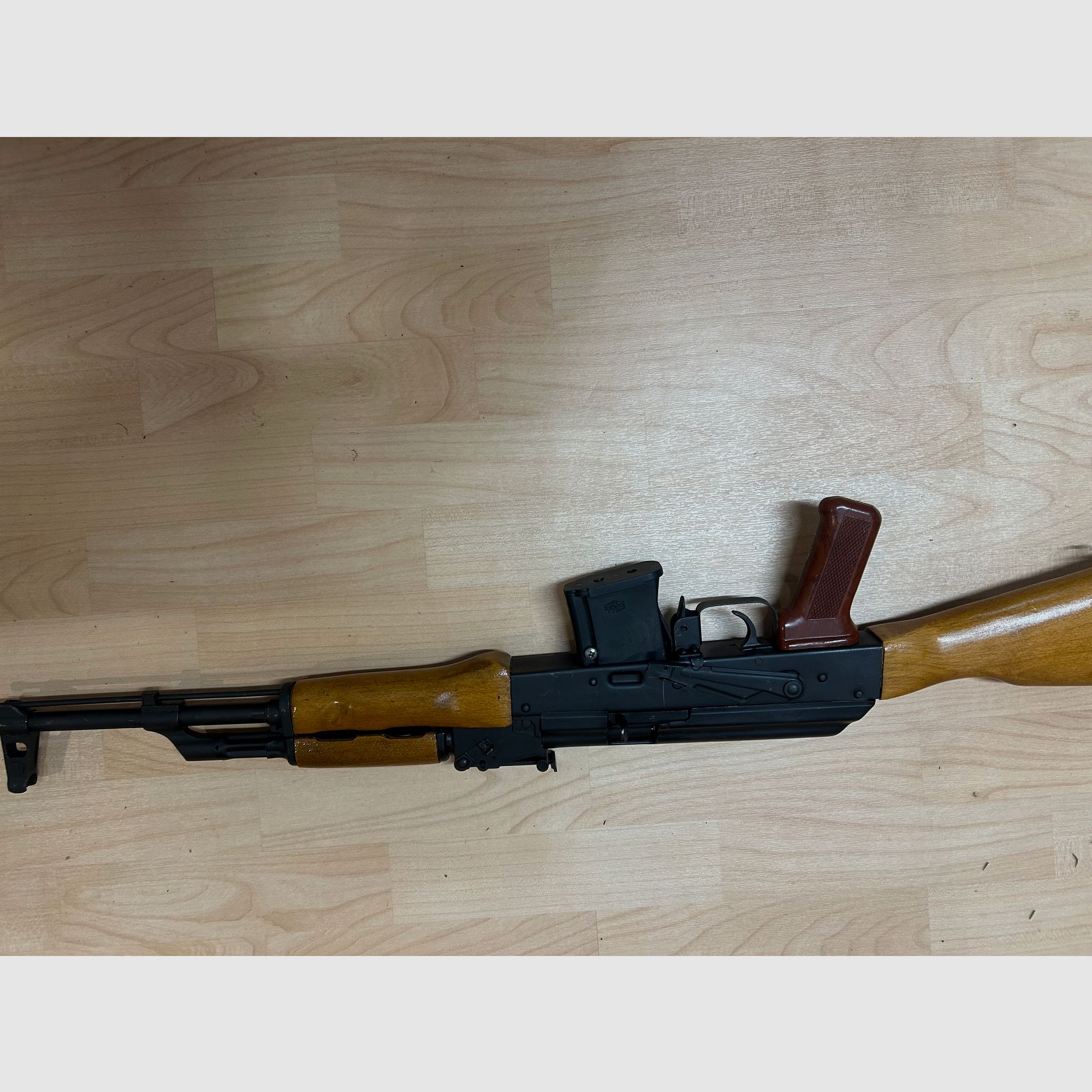 Cugir AK47 Calibre 22 lr