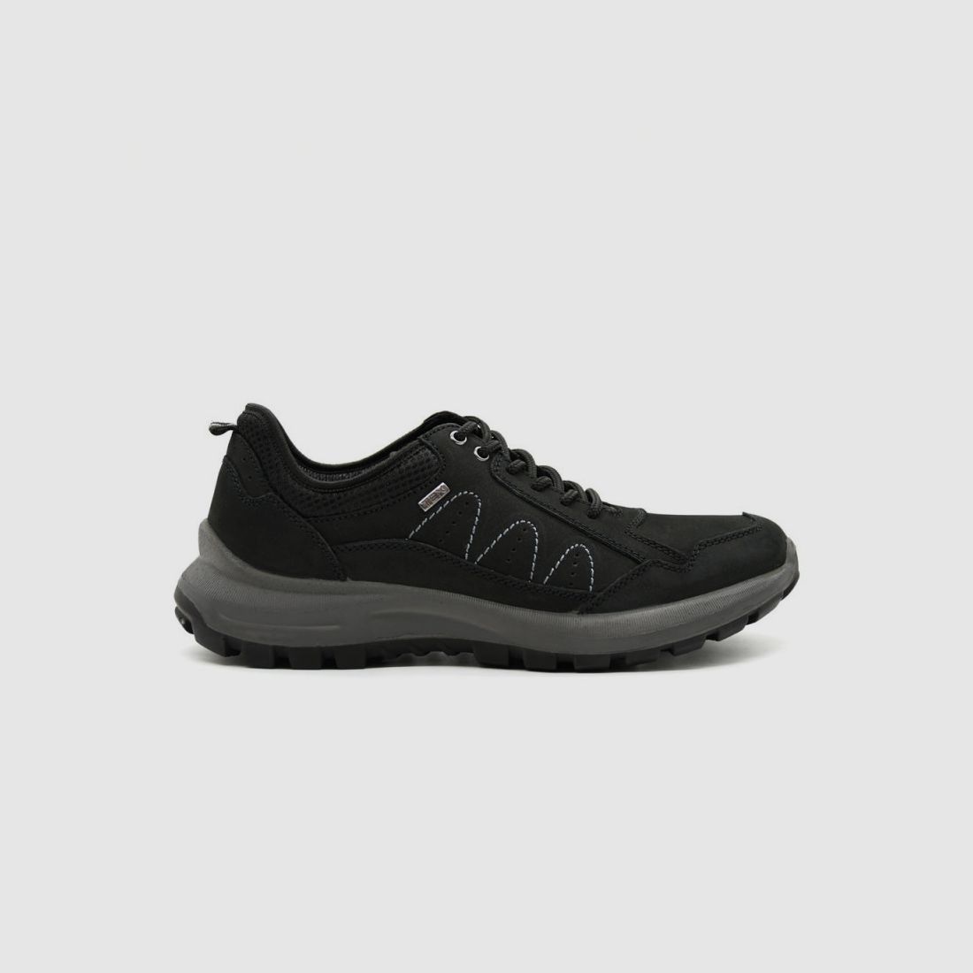 Schwarze niedrige Ayoka Dick Schuhe aus wasserdichtem Leder, Bild 8 von 14