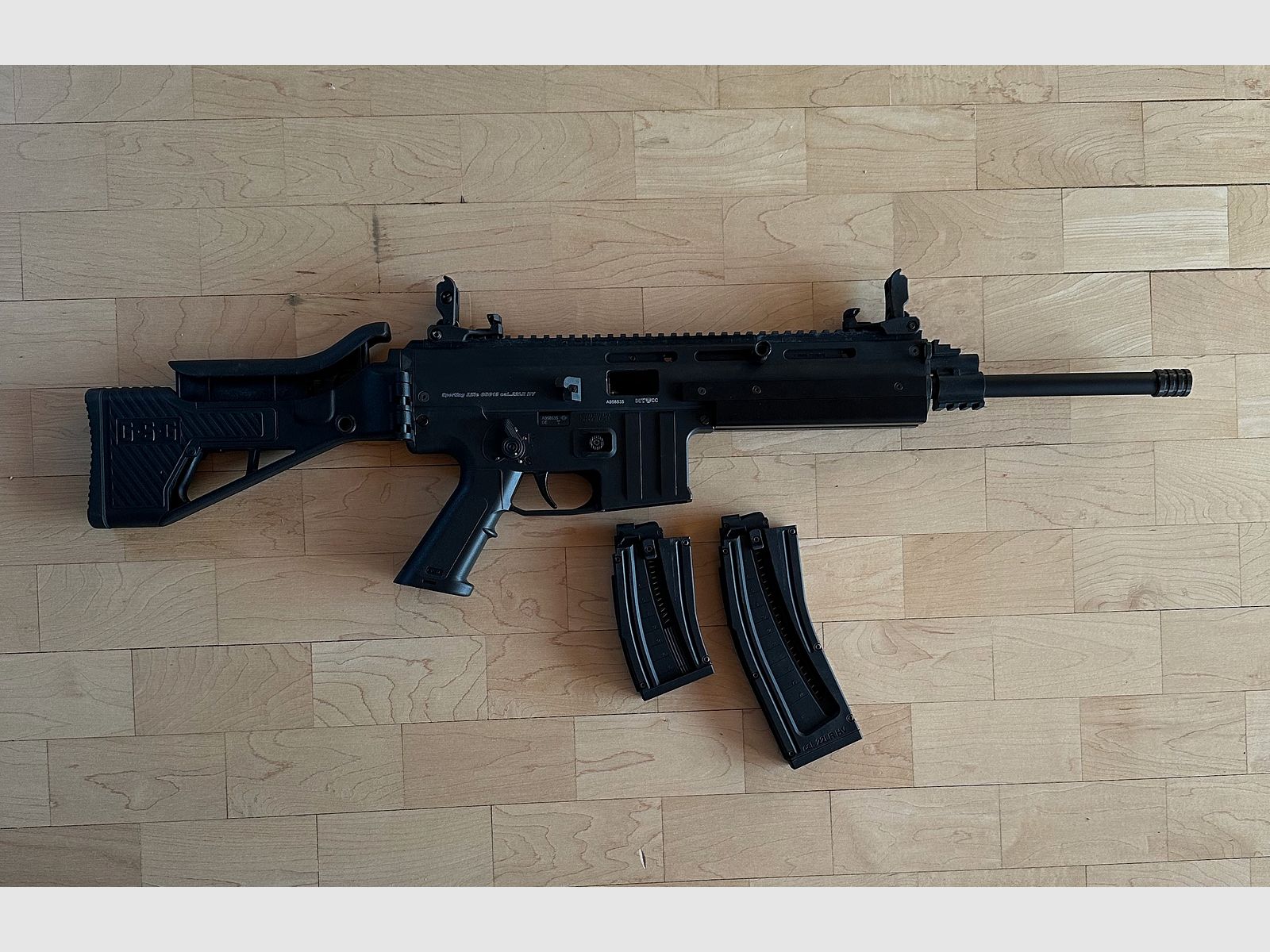 GSG 15  SL-Büchse 22lr.  (42cm Lauf/ Klappschaft)