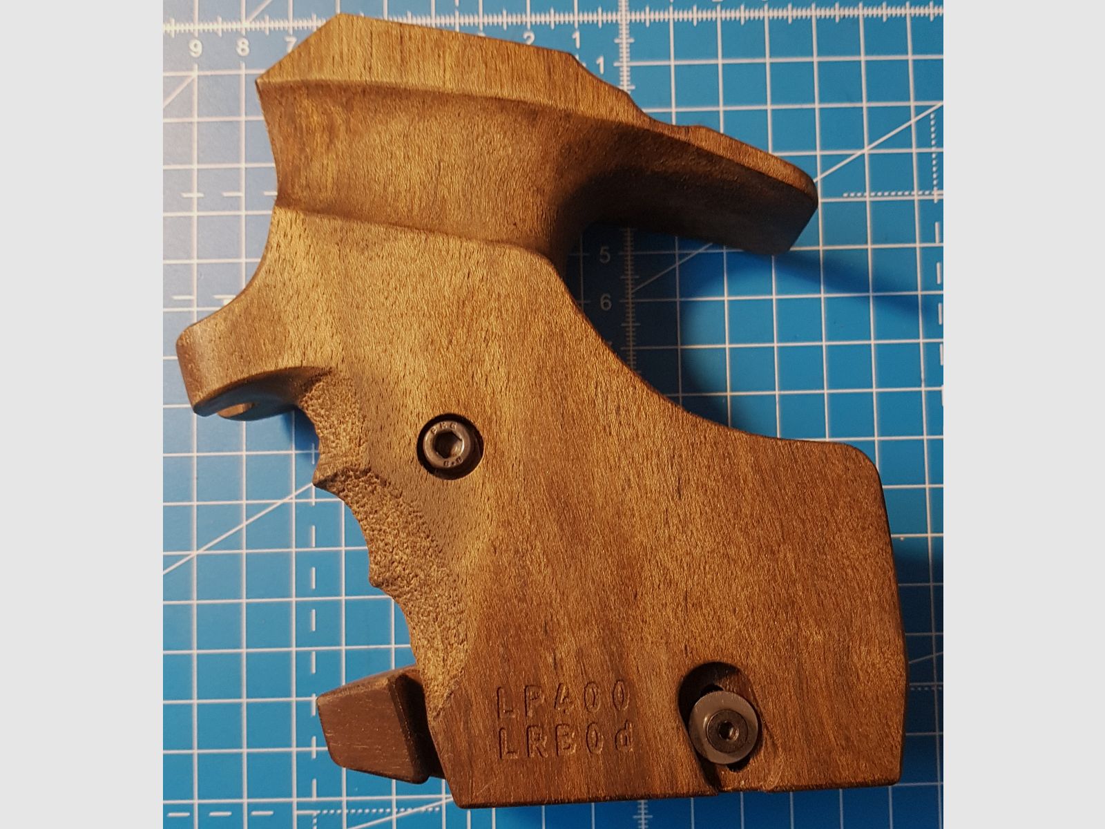 Rękojeść Rink do LP Walther 400/500 prawa, rozmiar L; NP 224 EUR