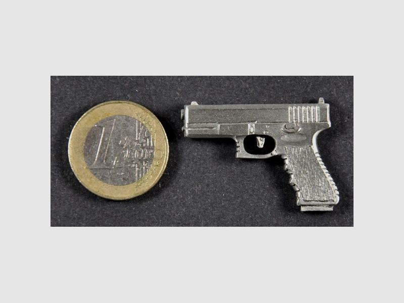 Glock Pistole neues Griffstück als Metall-Anstecker