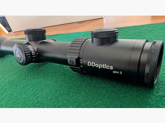 DDOptics V6 2,5-16x42 3.Gen scope con red dot manuale