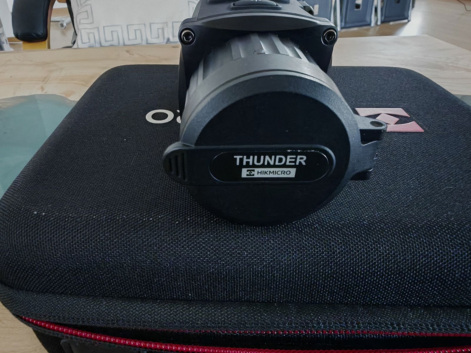 Hikmicro Thunder TH35PC mit viel Zubehör und Adapter