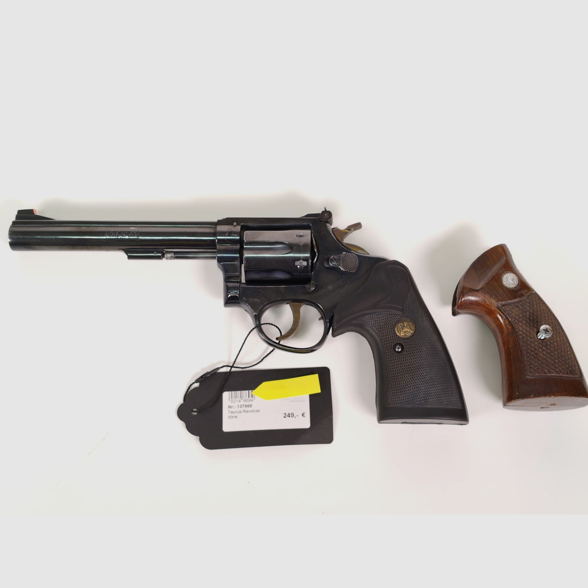Taurus Revolver .22lr mit Wechselgriffen