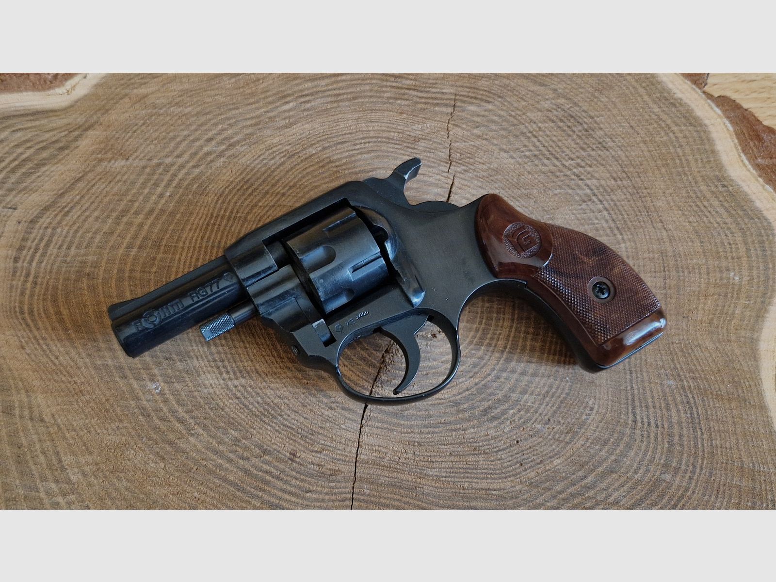 Röhm RG 77 Revolver Kaliber .22 lang in OVP Schreckschuss 