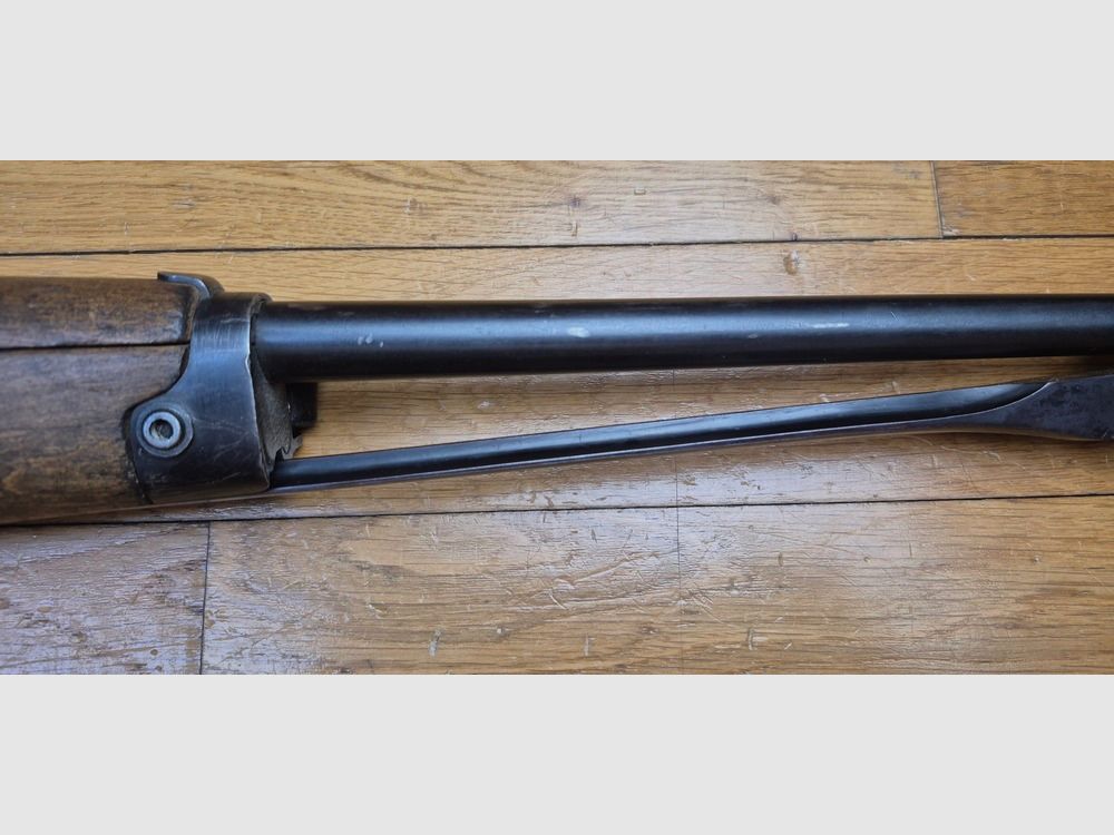 Bardzo ładny karabin kawaleryjski lub Moschetto da Cavalleria Carcano Model 1938 – Arsenal w Gardone V.T. – Kal. 6,5×52 – Zintegrowana składana bagnet – Pasek – Broń z 1940 roku – Drewno w TBE – Bardzo dobra mechanika i bardzo ładna lufa – TBE+/TBE++, zdjęcie 9 z 28