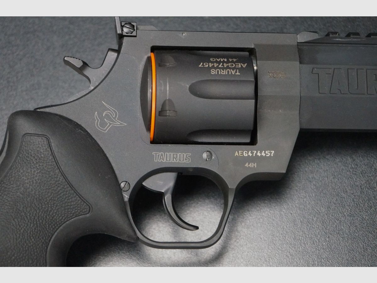 Taurus Raging Hunter 44 Mag 6.73″, Bild 3 von 6