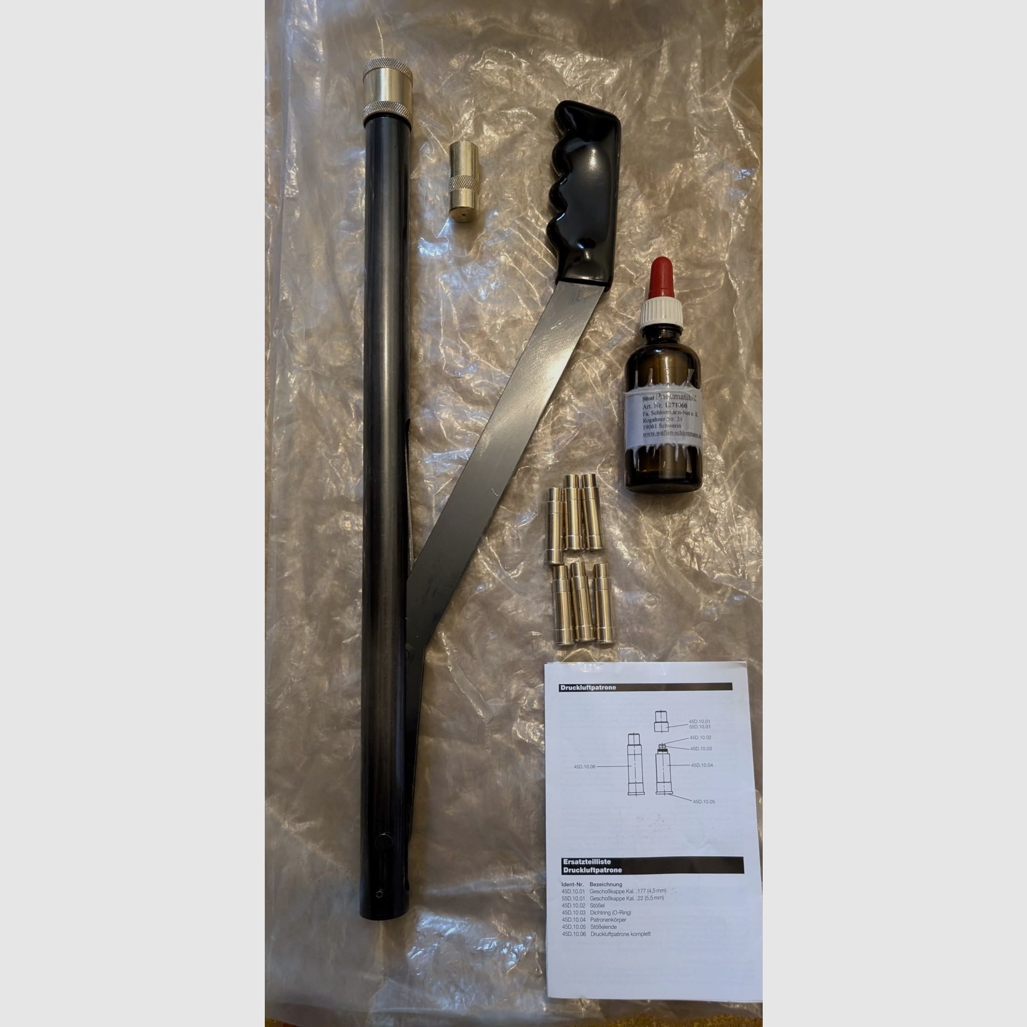 Cartucce a gas per revolver LEP cal. 5,5 mm / .22  6 pezzi + pompa a mano + olio pneumatico SET ad es. per ME Bull Barrel Single Action Army Revolver