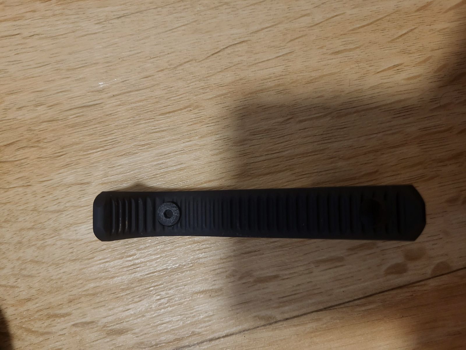 UTG Ultra Slim Angled Foregrip, keymod, front grip