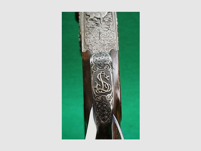 Escopeta de cerrojo Borovnik Ferlach