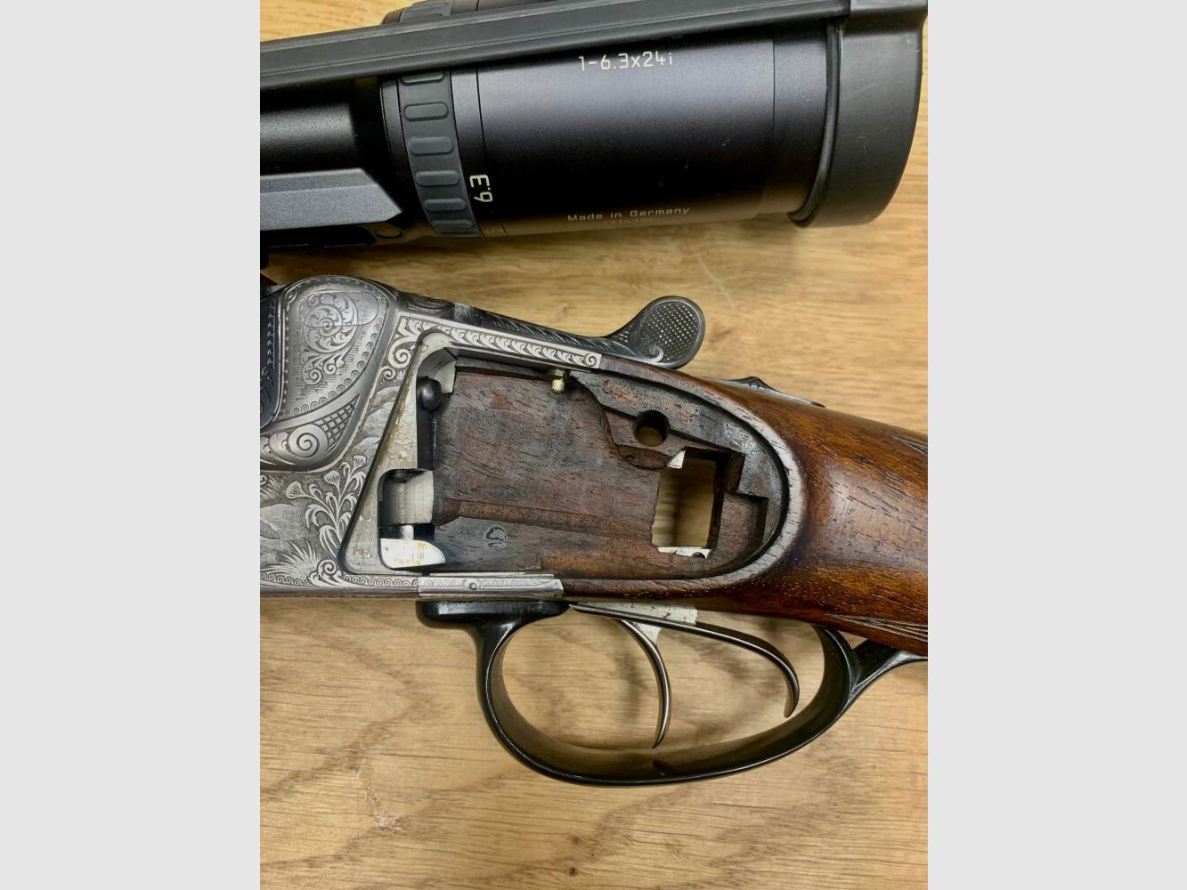 Krieghoff mit Leica Magnus Seitenschloss Doppelbüchse Primus (?)