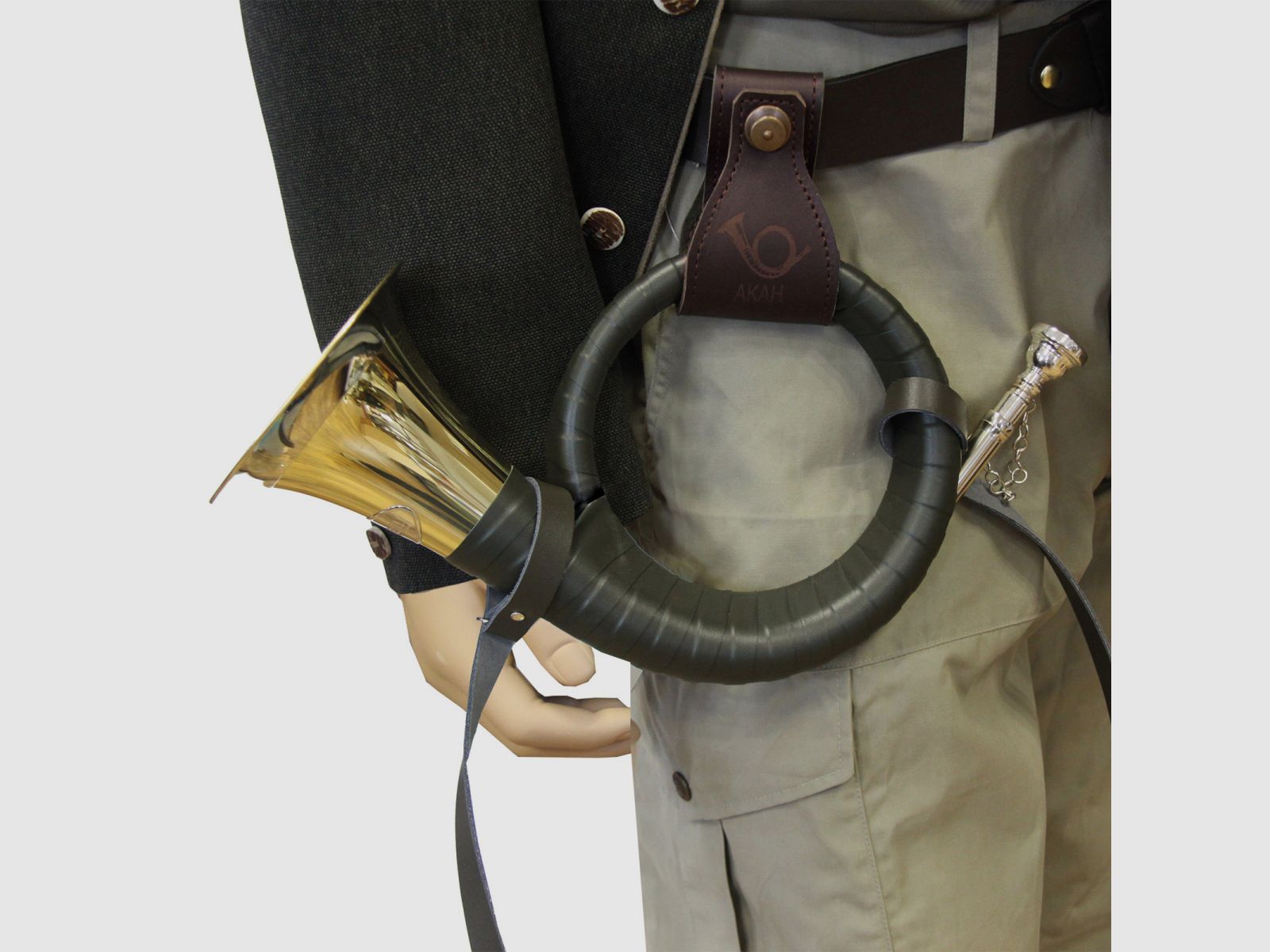 Support en cuir pour cor de chasse