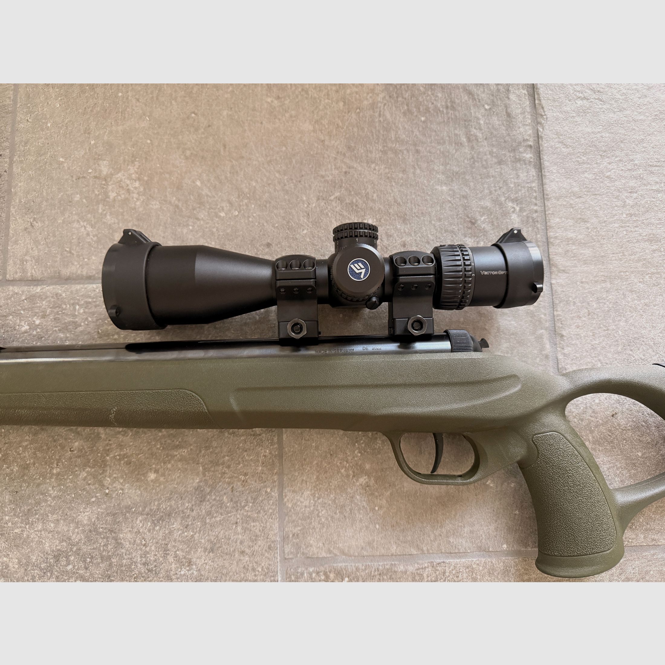 Diana 34 EMS OD Green mit Vector Optics 3-12x44 IR