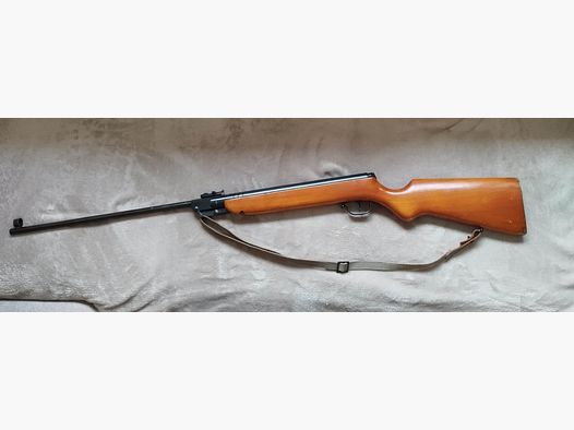 Haenel 303 -6 with carrying strap