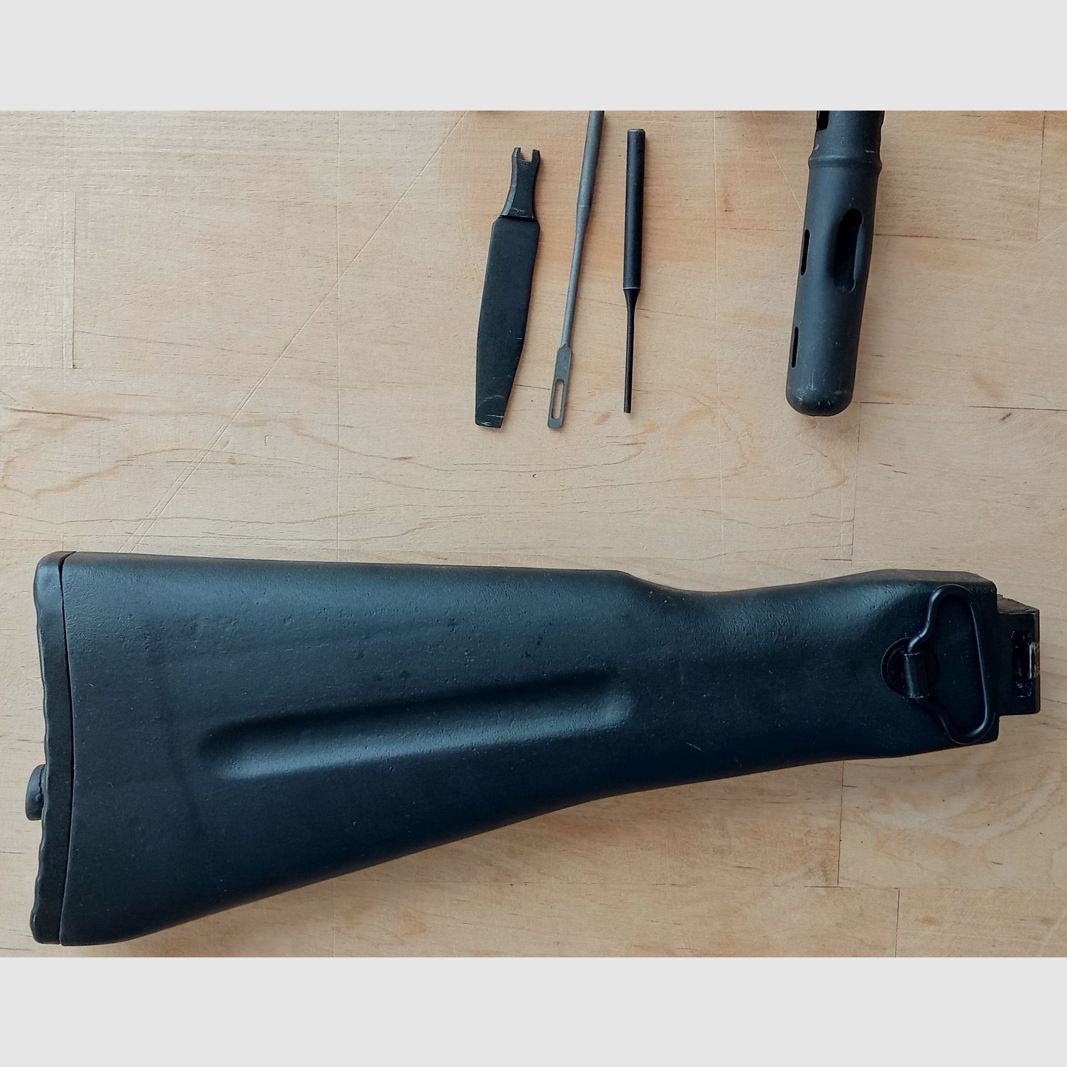 Tacti-Cool AK stock set / Izhmash 5.5 mm polymer folding stock and Beryl Dong handguard / AKS-74 / AK-74M // Ideal for carbine or Yunker-2 as seen