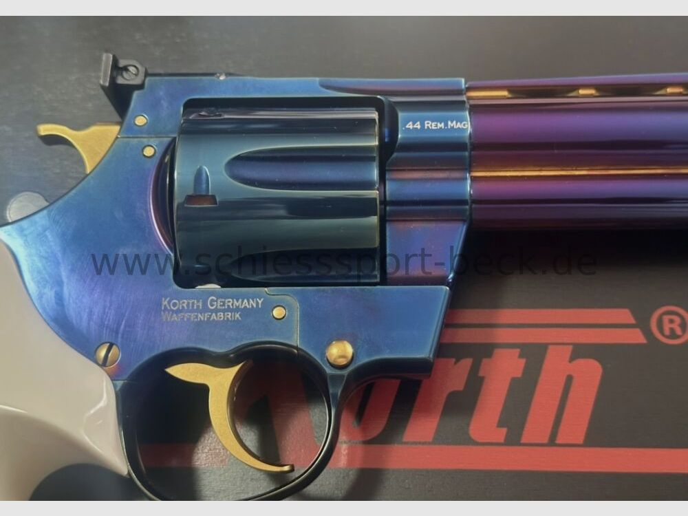 KORTH Classic Revolver 6 Zoll Blau Hochglänzend .44 Magnum