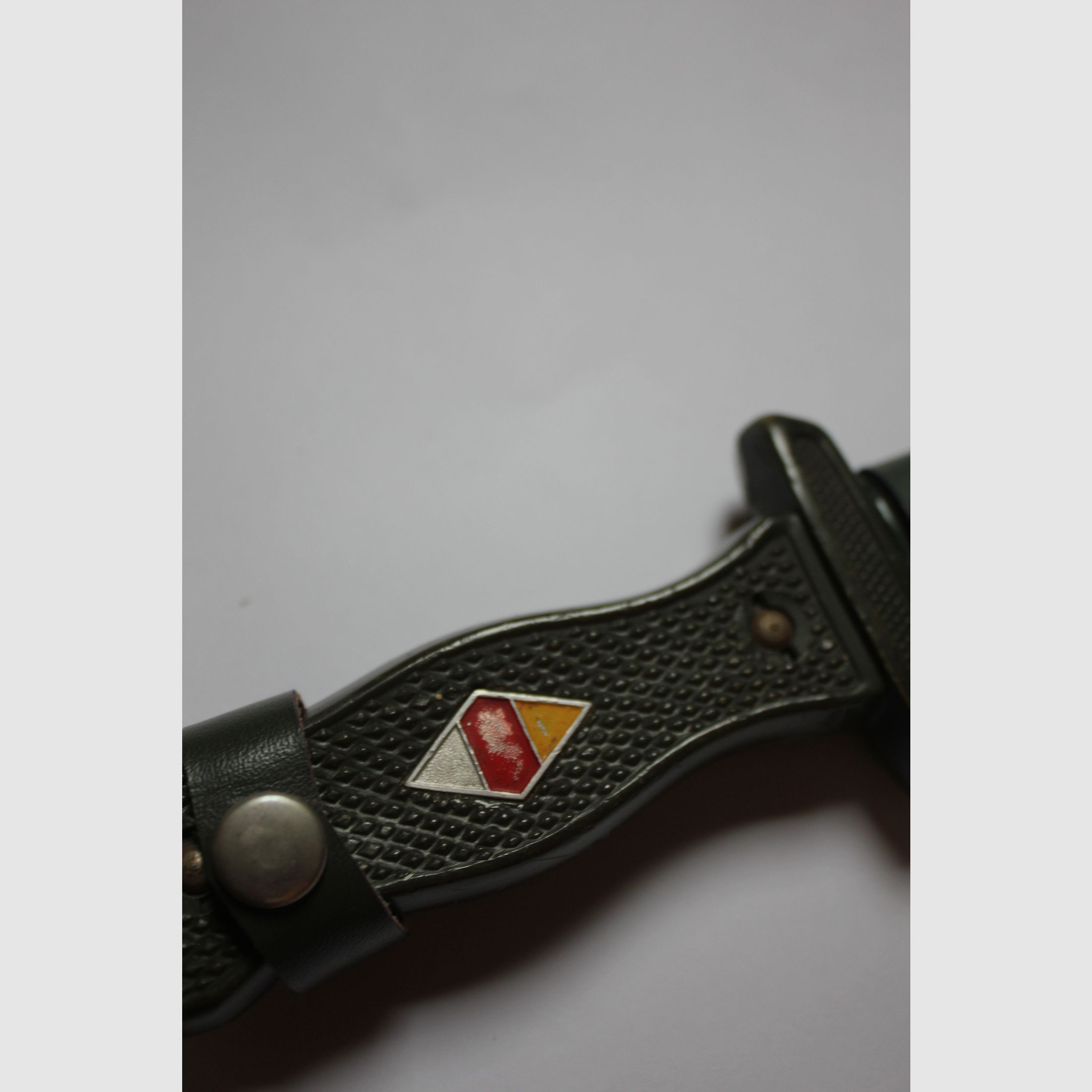 Couteau de randonnée original de Hubertus Solingen de la guerre froide, modèle de couteau de combat de la Bundeswehr et visuellement inspiré du couteau de randonnée HJ