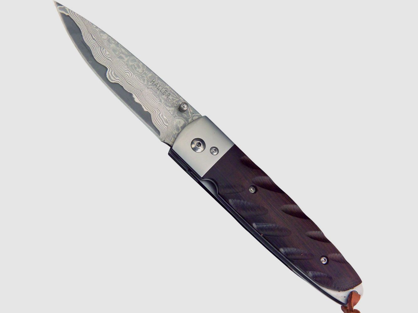 Coltello pieghevole damascato in legno di sandalo