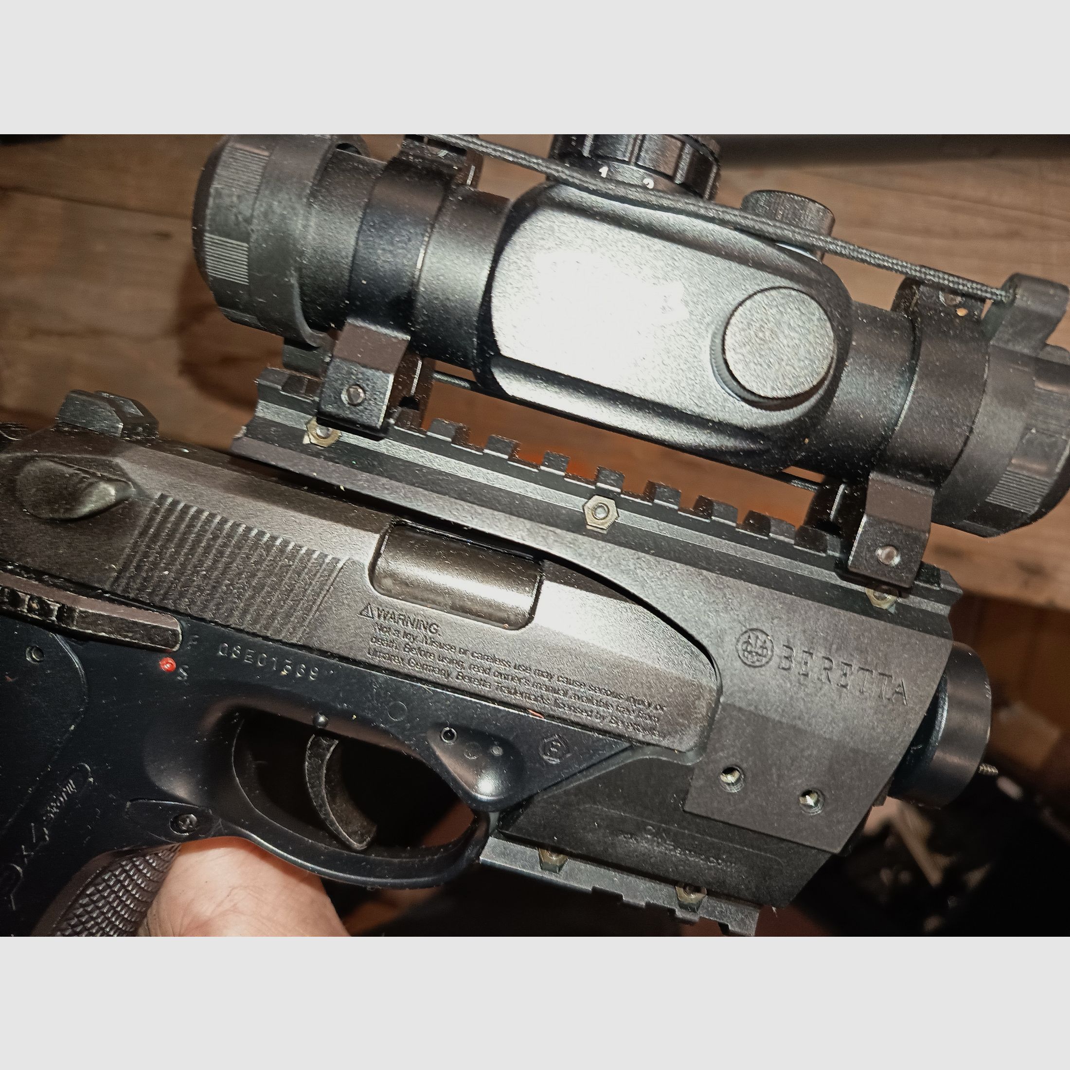 Bundle of airsoft 1 rifle 4 pistols with ammunition and gas cartridges