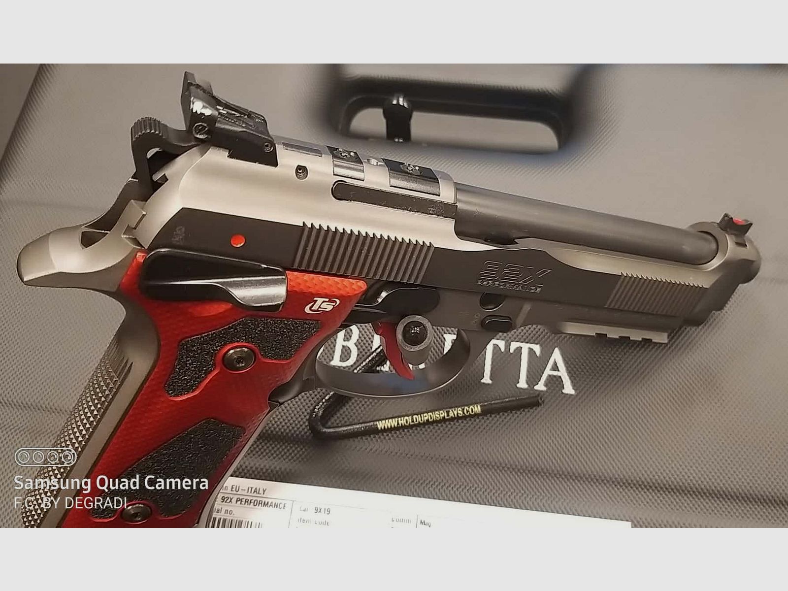 NOVITA’ BERETTA 92X PERFORMANCE DARK SERIES DOSTĘPNY „LA ROSSA”, zdjęcie 2 z 6