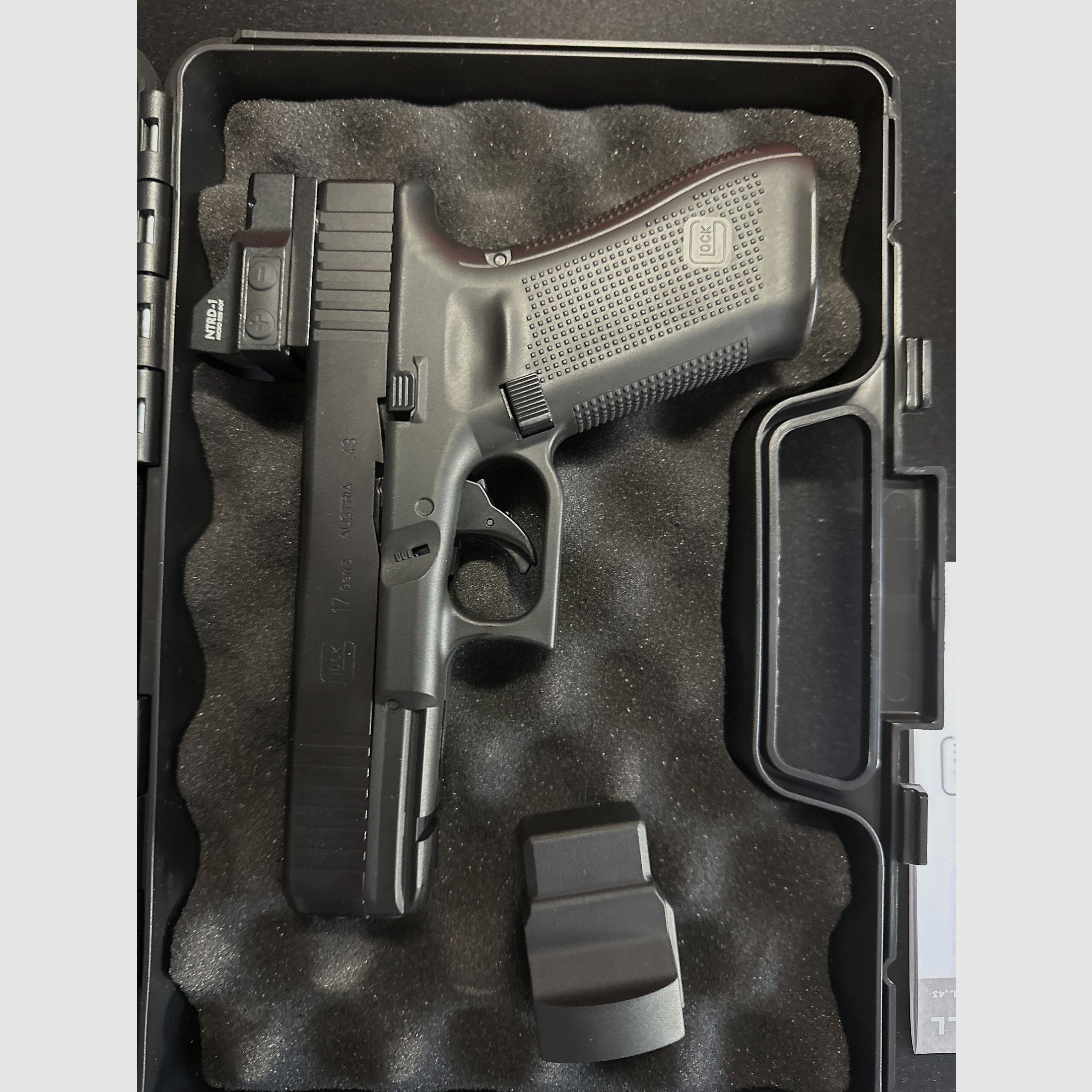 Glock 17 Gen.5 T4E ,  Pistole .43