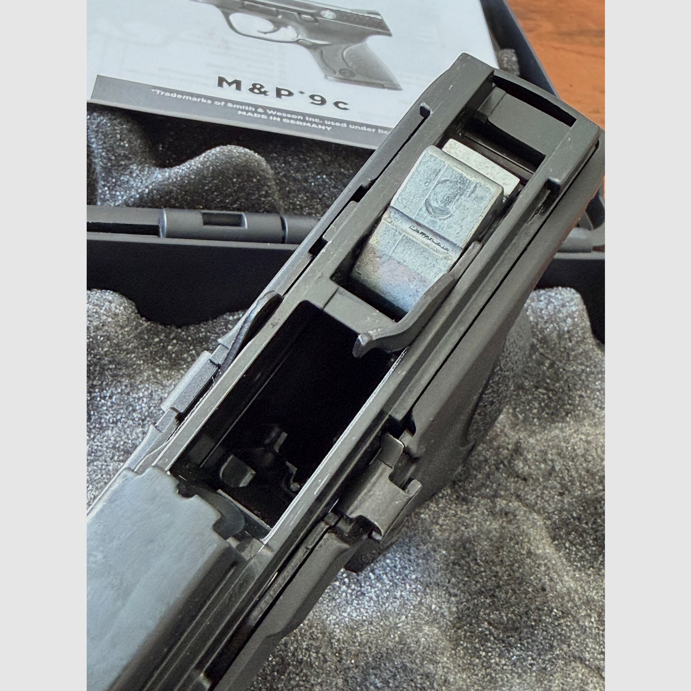 S&W M&P 9c - 9mm PAK - NEU