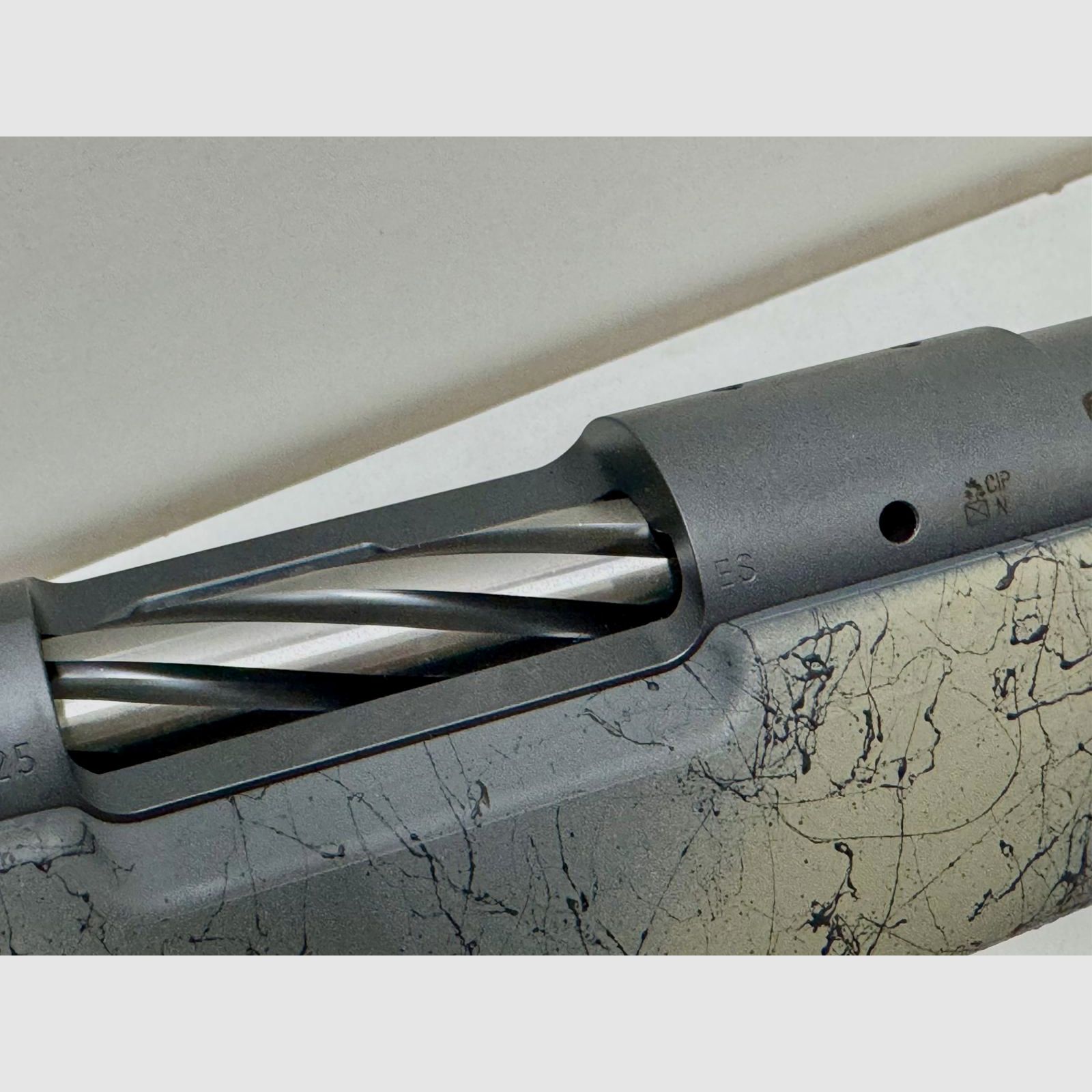 Bergara B14 WILDERNESS THUMBHOLE CARBON