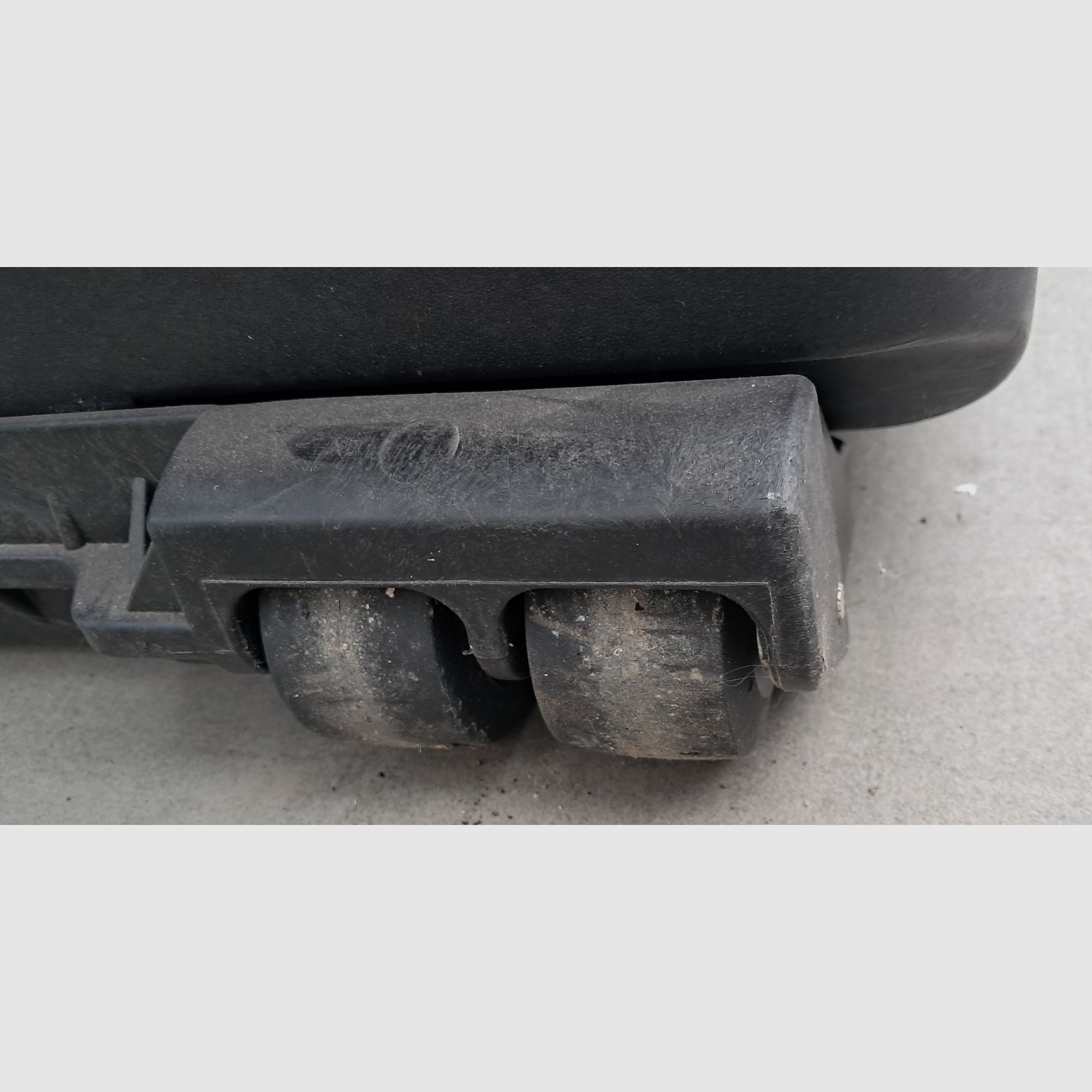 Boîte de chasse - Coffre de chasse - Boîte Pelican 1660, Rollbar, étanche avec soupape de décompression