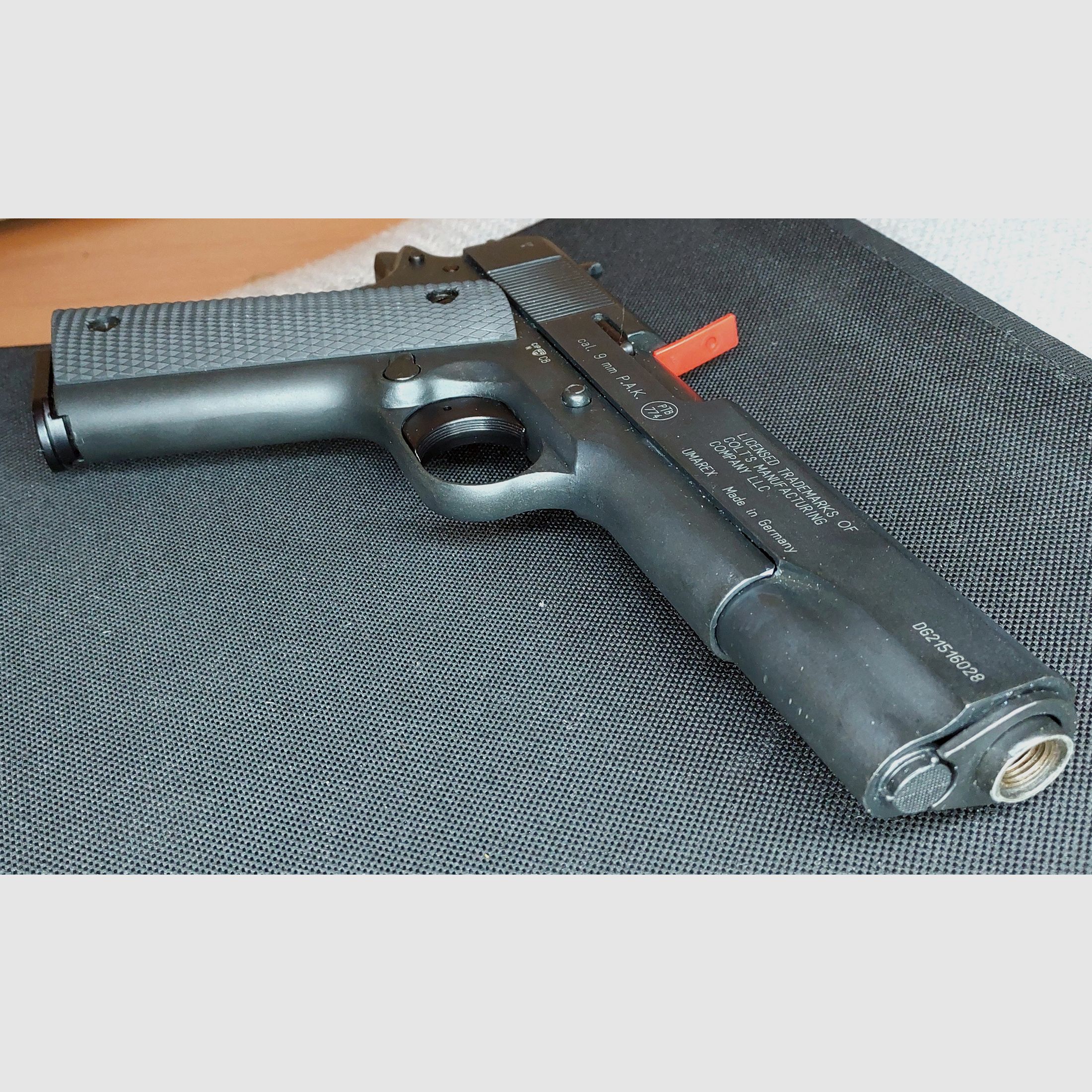 Colt Government 1911 A1 Schreckschuss Pistole 9mm P.A.K. (PTB 774)