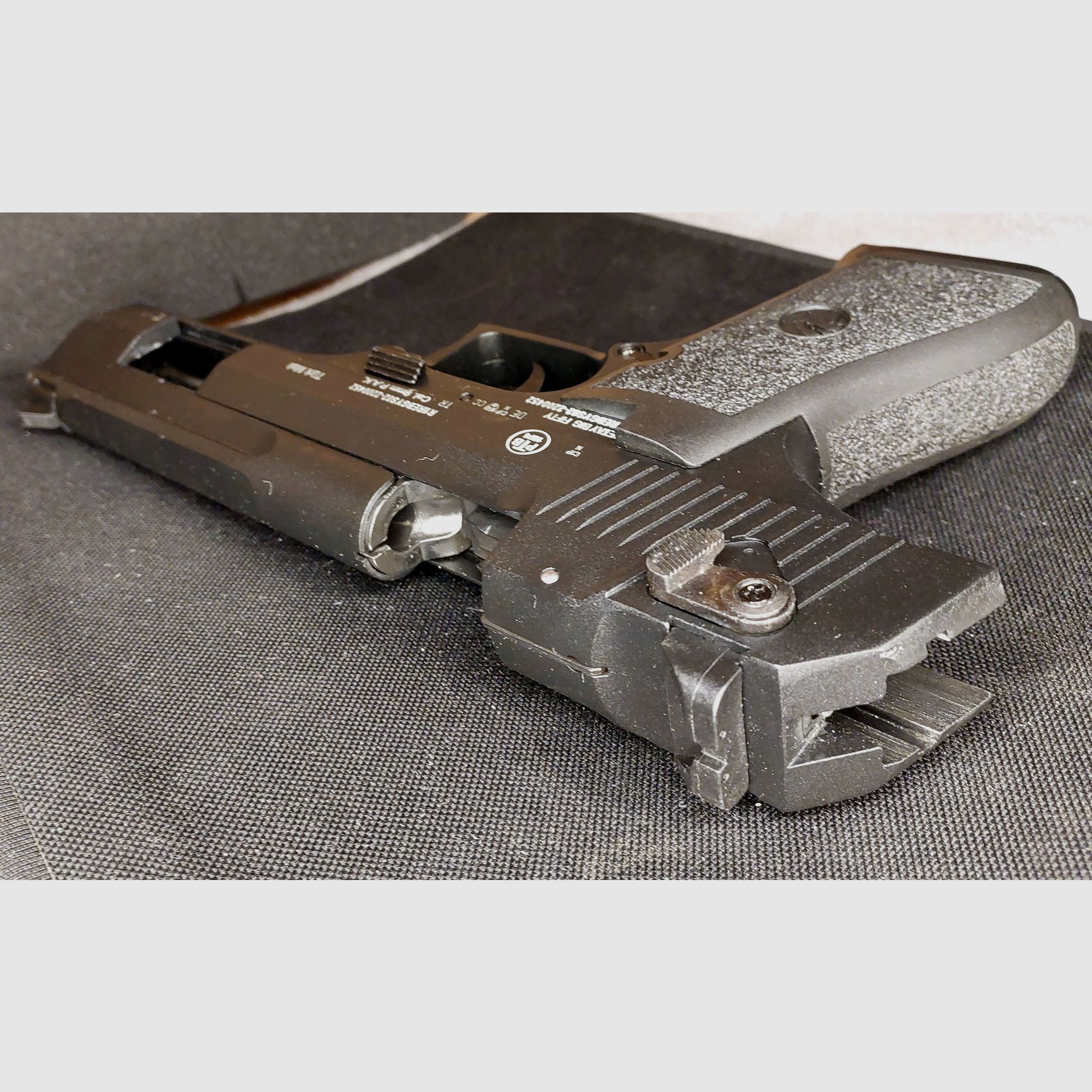 Retay Big Fifty Schreckschusspistole 9mm P.A.K. brüniert (PTB 1074)