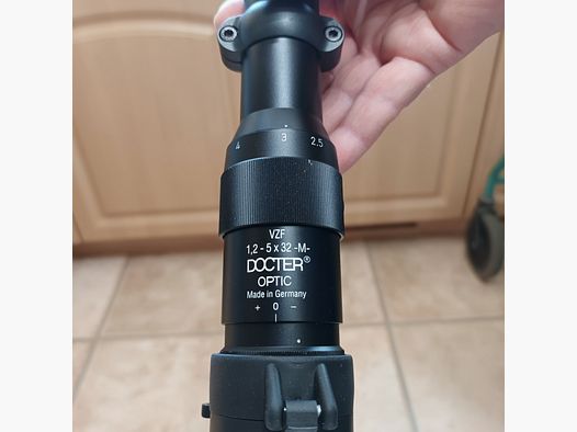 Zielfernrohr Doctor Optic 1,2-5x32 