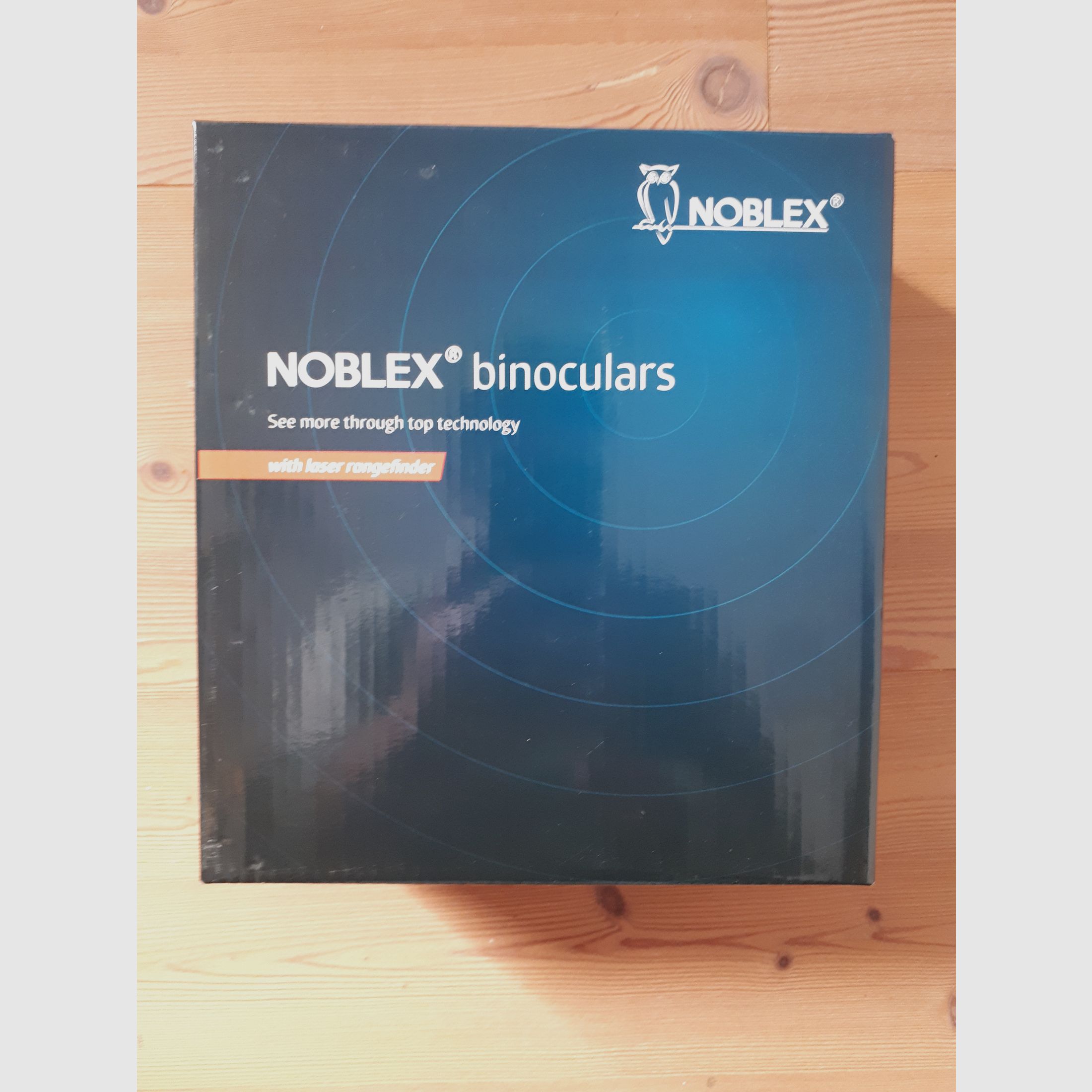 NOBLEX NF 10x42 R advanced mit Laser-Entfernungsmesser