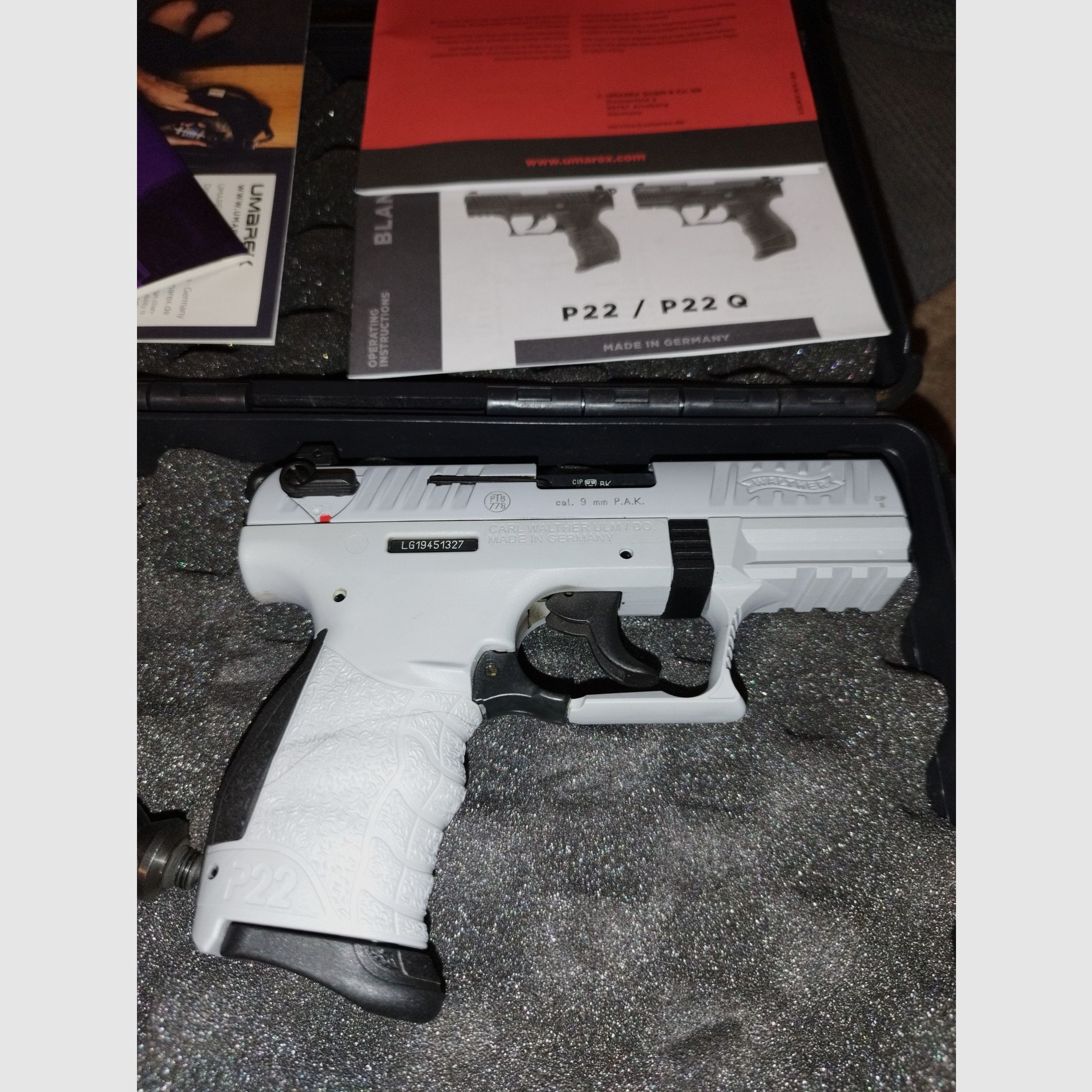 Walther P22/P22 Q Limited Edition "Concrete