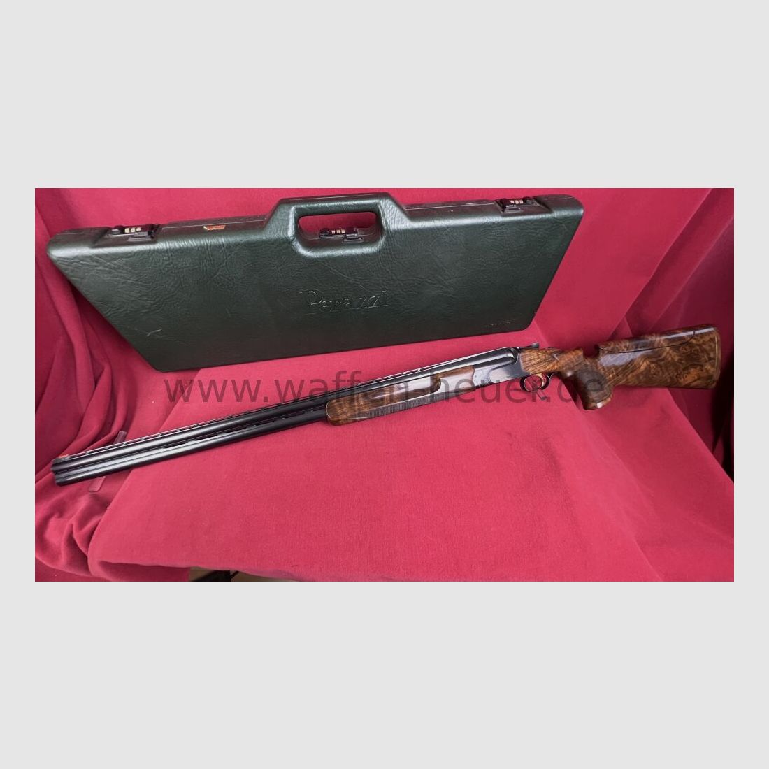 Perazzi	 MX8, Holzklasse 12