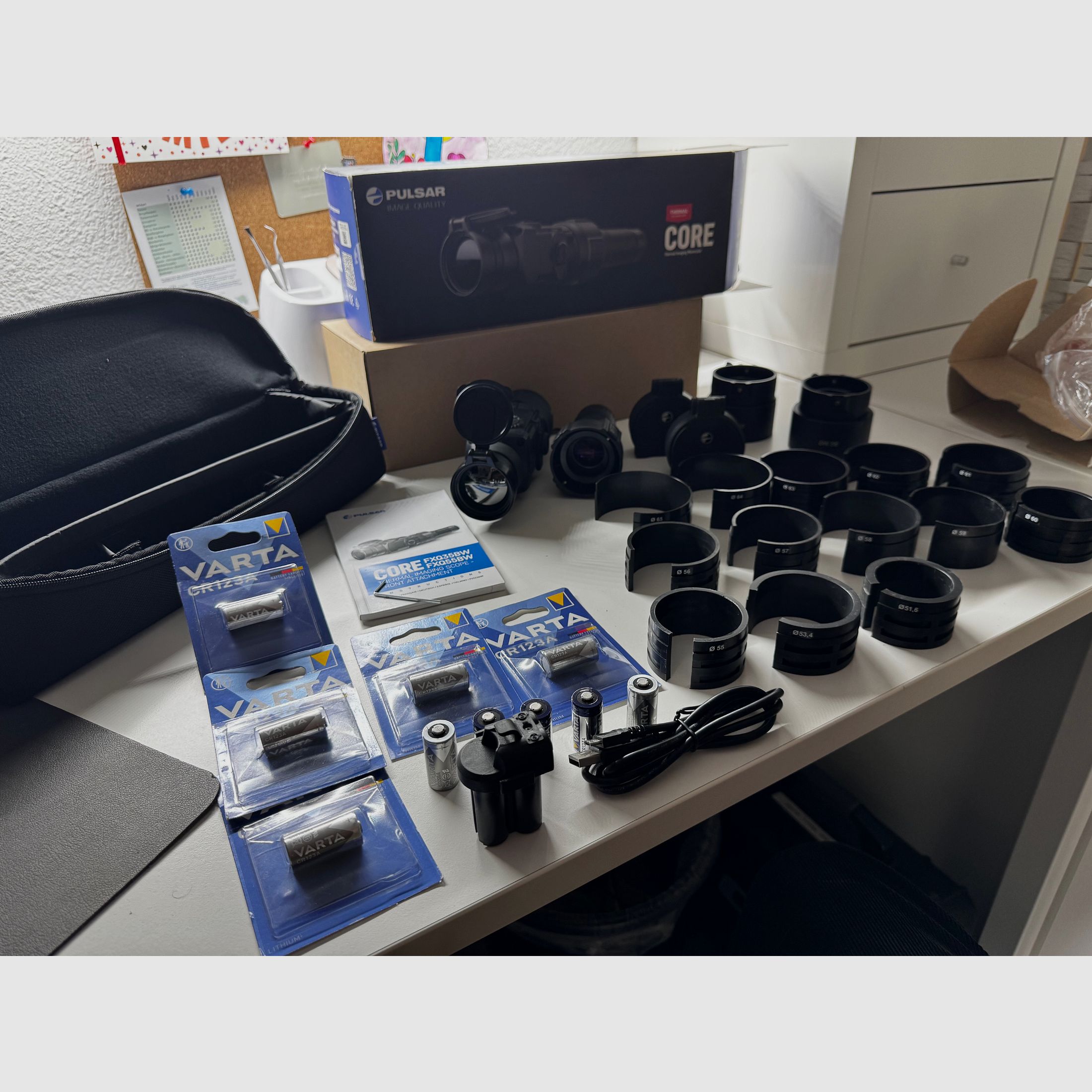 Pulsar core  FXQ55BW Neuwertig inkl 2 Montageadapter und Zubehör 